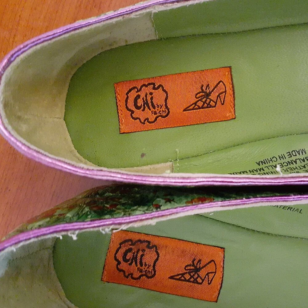 Chi by Carlos Falchi Floral Flats - Picture 10 of 11
